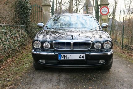 Jaguar XJ8 159.000 km 26.750 &euro; Pähl 82396