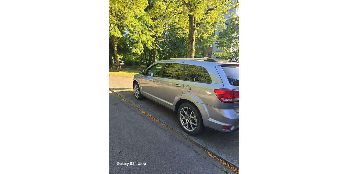 Fiat Freemont 136.000 km 10.500 &euro; Germering 82110