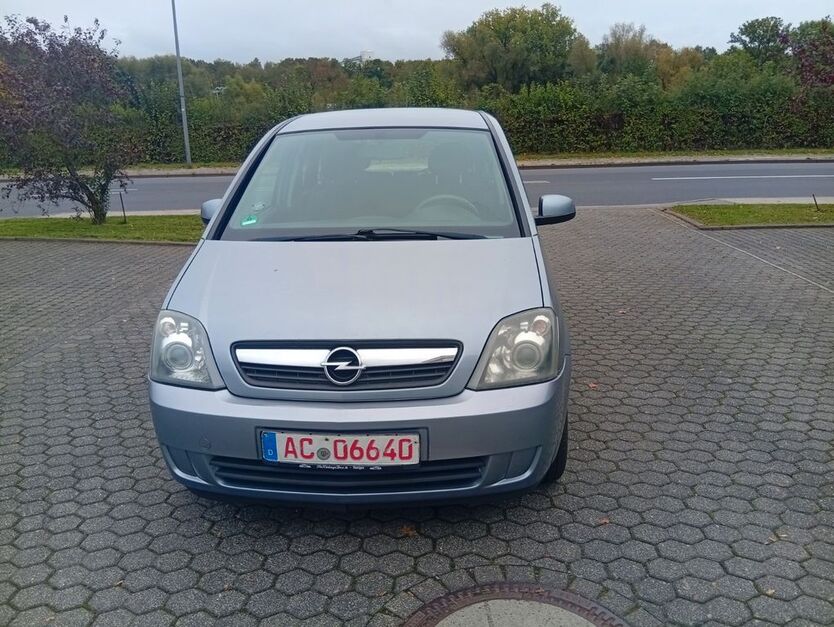 Opel Meriva 125.251 km 2.499 € Aachen 52080