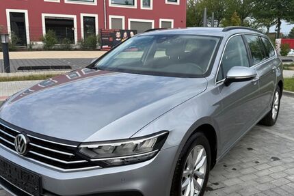 VW Passat Variant 246.000 km 10.900 &euro; werneuchen 16356