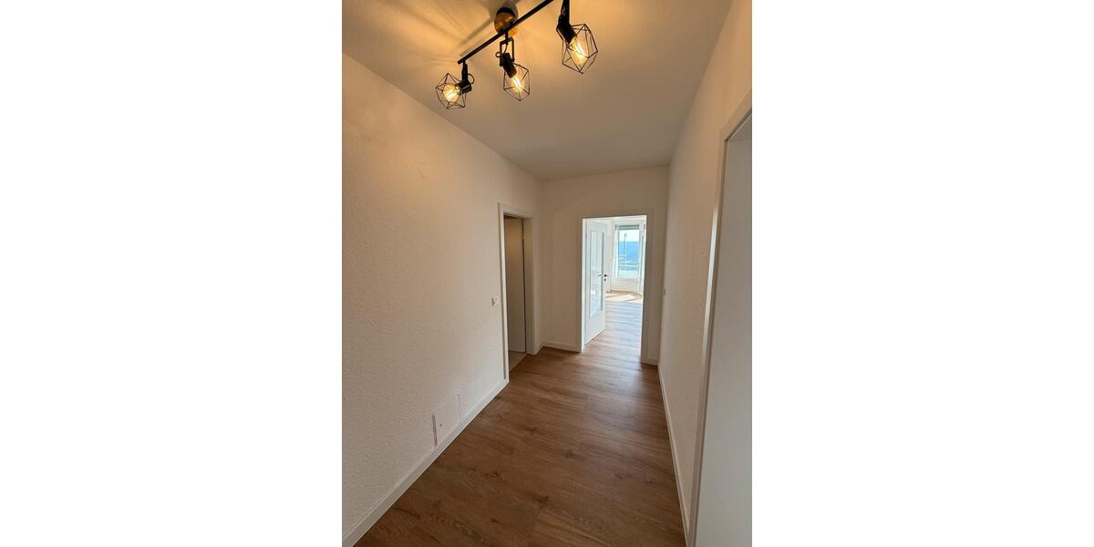 Etagenwohnung Siegen - 2 Zimmer, 72 m&sup2;, 169.000&euro; | Angebot:26426899