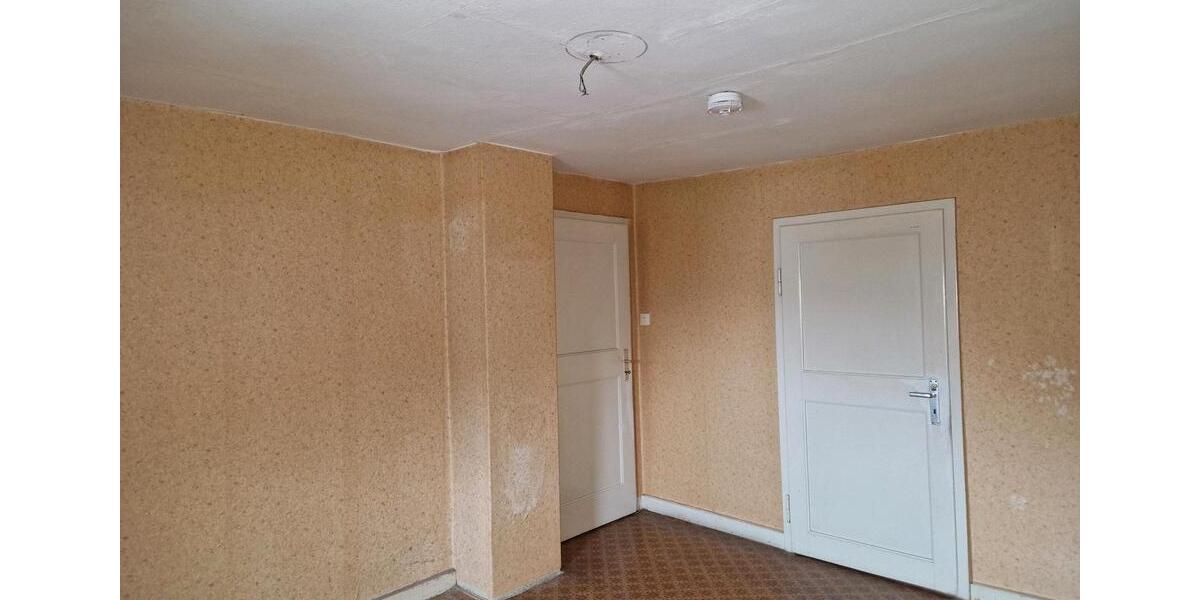 Etagenwohnung Hankensbüttel - 4.5 Zimmer, 95 m&sup2;, 800&euro; | Angebot:25381891