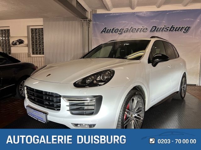 Porsche Cayenne 66.800 km 54.800 € Duisburg 47269