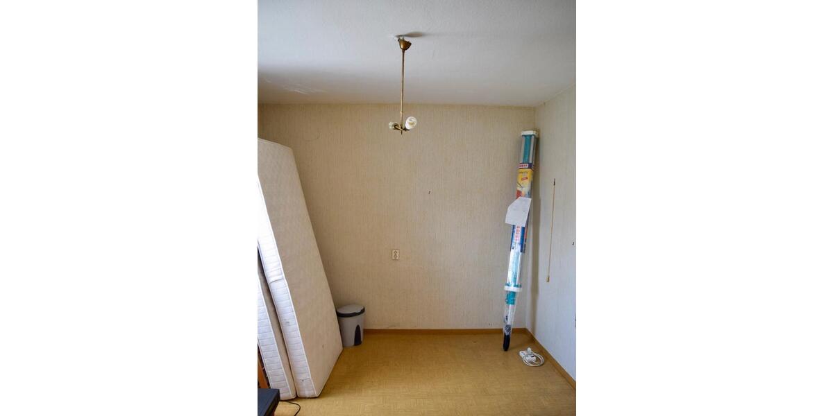Einfamilienhaus Kastellaun - 7 Zimmer, 110 m&sup2;, 99.000&euro; | Angebot:27005558