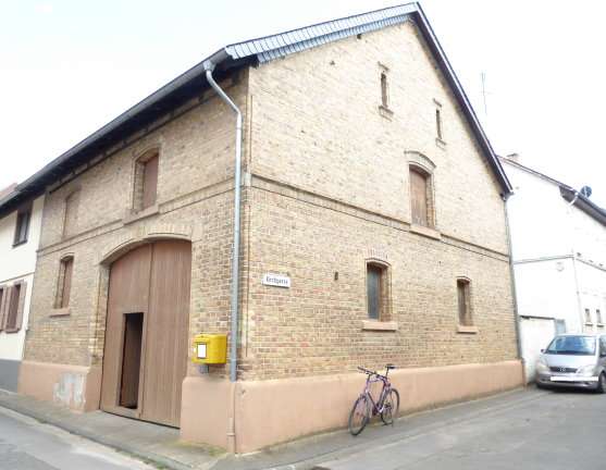 Haus zum Kaufen in Horrweiler 79.000 € 100 m²