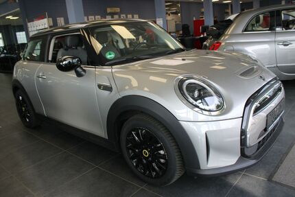 Mini Cooper SE 23.020 km 18.480 &euro; Euskirchen 53881