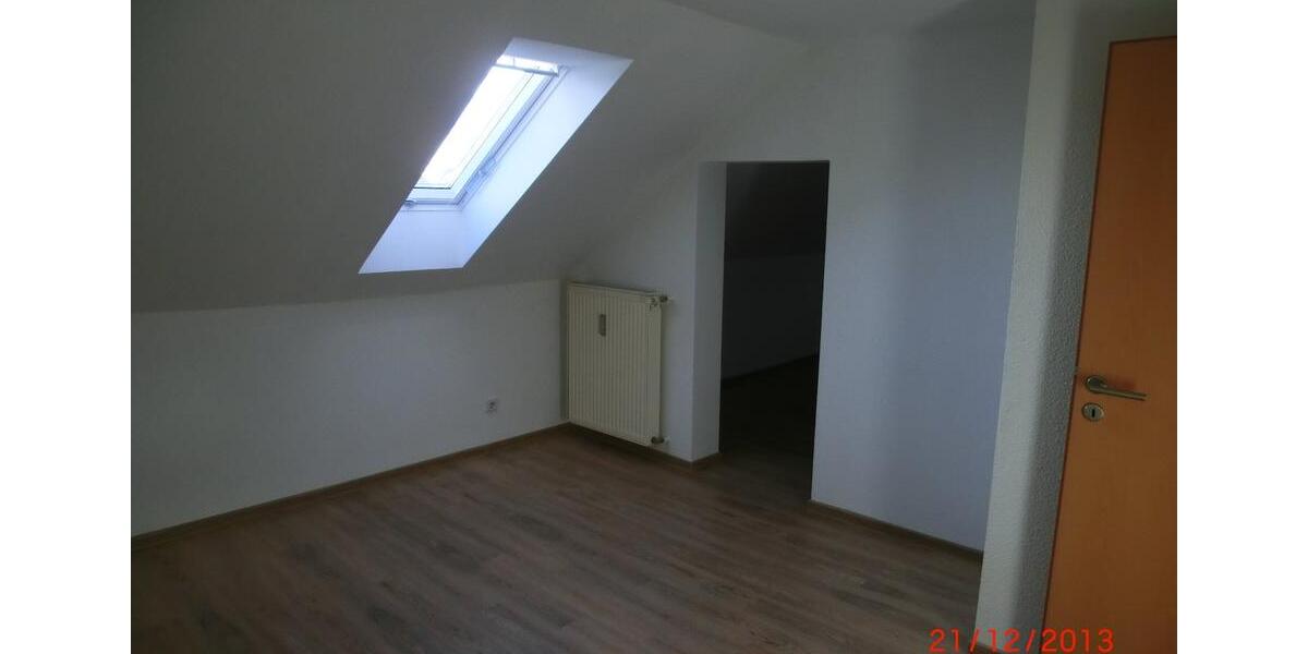 Dachgeschoßwohnung Großräschen - 2 Zimmer, 80 m&sup2;, 480&euro; | Angebot:26384475