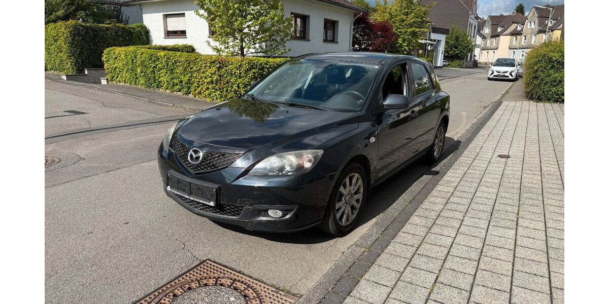Mazda 3 192.000 km 1.699 &euro; Gummersbach 51645