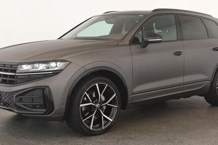 VW Touareg 14.200 km 70.684 € Düsseldorf 40233