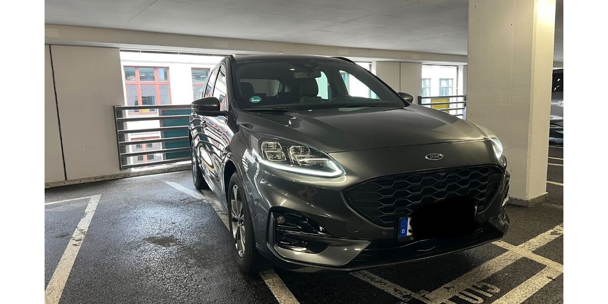 Ford Kuga 90.000 km 18.200 &euro; Schleswig 24837