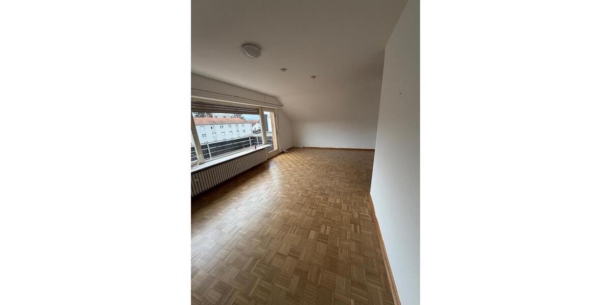 Dachgeschoßwohnung Offenbach am Main Bieber - 3 Zimmer, 80 m&sup2;, 289.000&euro; | Angebot:25991424