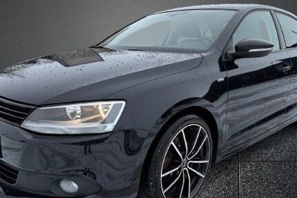 VW Jetta 137.614 km 9.490 &euro; Erfurt 99089