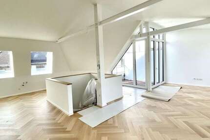 Wohnung zum Kaufen in Düsseldorf 1.200.000 € 125.71 m² 5 zimmer