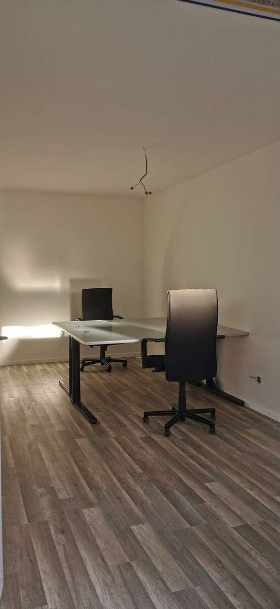 Arbeitsplätze in klimatisiertem Büro mit Innenhof - All-in-Miete zimmer