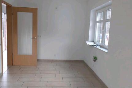 Haus Wittmund - 5 Zimmer, 117 m&sup2;, 900&euro; | Angebot:26391949