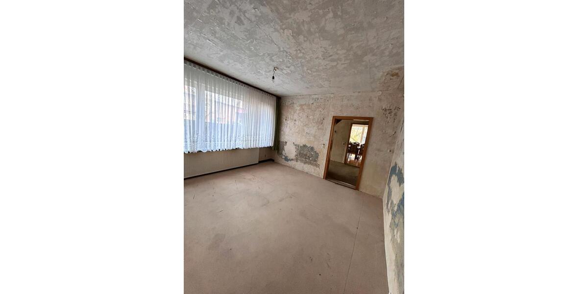 Einfamilienhaus Wittingen Knesebeck - 8 Zimmer, 250 m&sup2;, 135.000&euro; | Angebot:26532558