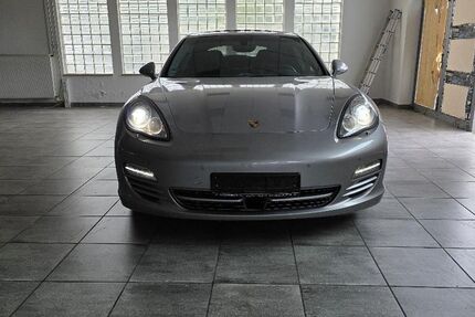 Porsche Panamera 100.000 km 26.900 € Stadtbergen 86391