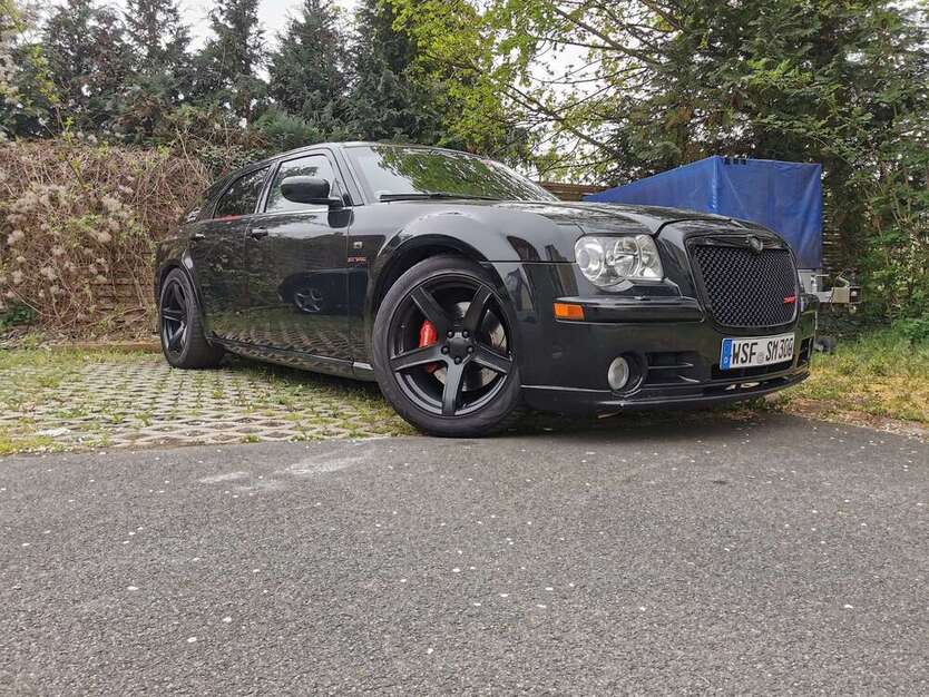 300C