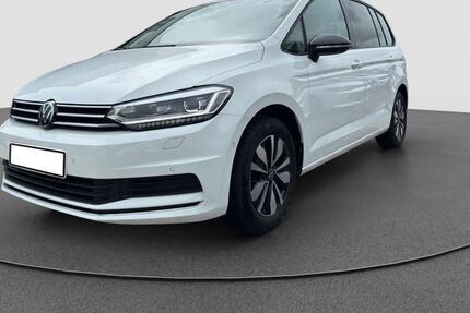 VW Touran 28.230 km 32.850 &euro; Manching 85077