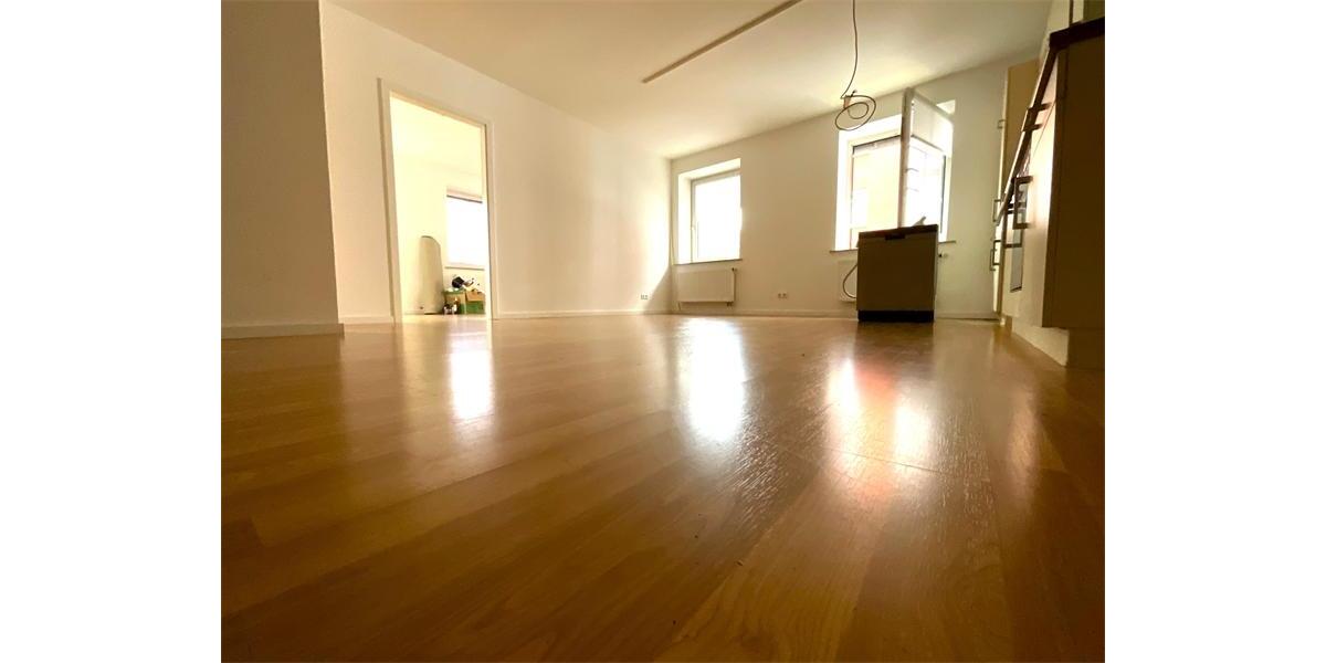 Etagenwohnung Uelzen - 3 Zimmer, 103 m&sup2;, 675&euro; | Angebot:22261690