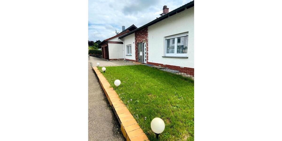 Mehrfamilienhaus in Billigheim-Waldmühlbach komplett vermietet 11 zimmer