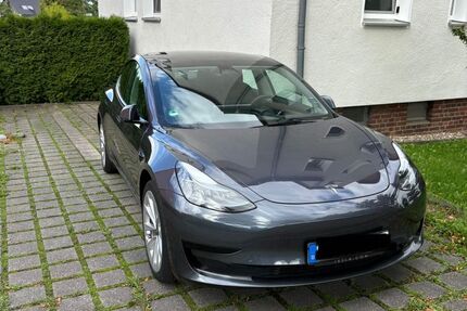 Tesla Model 3 91.000 km 28.600 &euro; Bochum 44869