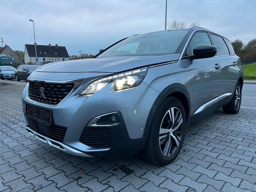 Peugeot 5008 69.999 km 23.690 € Herne 44653