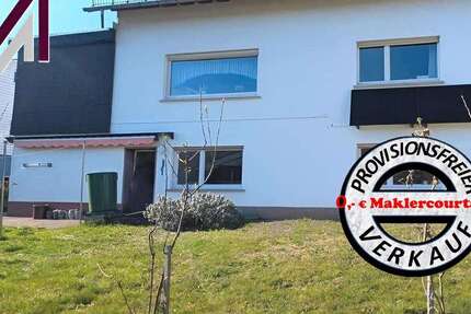 Haus zum Kaufen in Eschenburg 298.000 € 267 m² 12 zimmer