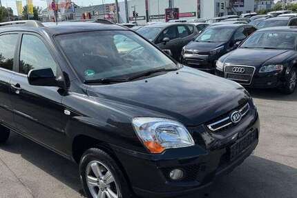 Kia Sportage 123.000 km 4.999 &euro; Paderborn 33100