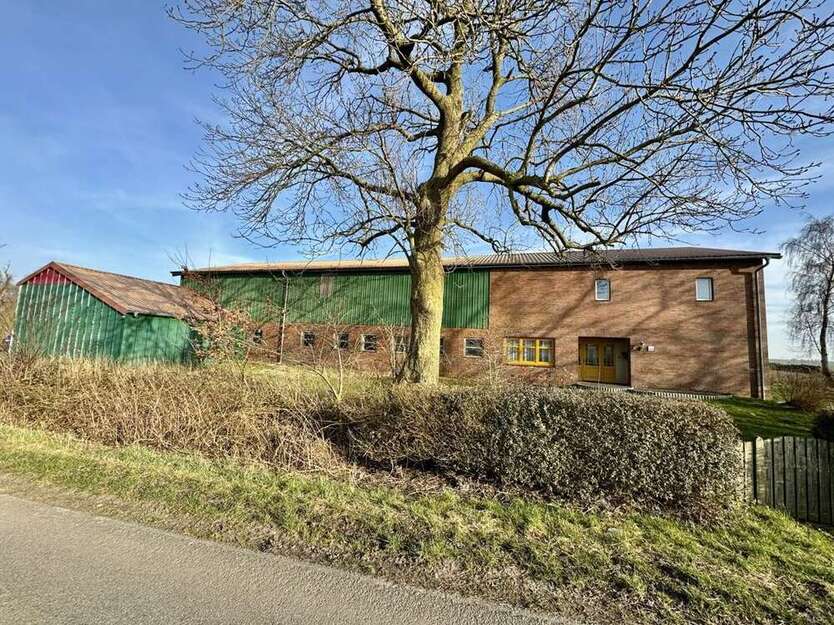 Haus zum Kaufen in Eddelak 289.000 € 207.48 m²