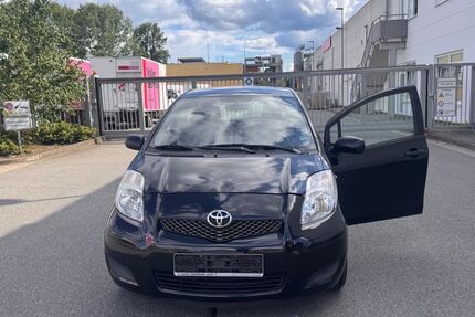 Toyota Yaris 195.000 km 2.500 &euro; Hamburg 22115