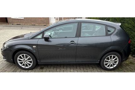 Seat Leon 140.000 km 3.850 &euro; Bramsche 49565