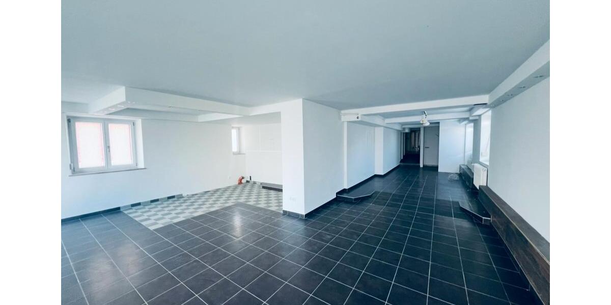 Etagenwohnung Nordendorf - 4 Zimmer, 161 m&sup2;, 2.000&euro; | Angebot:26677294