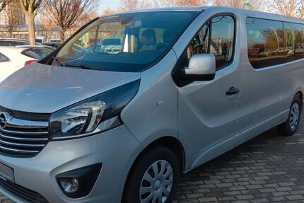 Opel Vivaro 82.655 km 18.990 &euro; Leipzig 04179