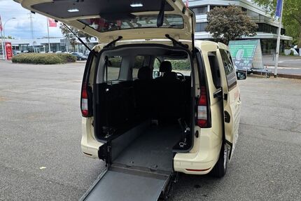VW Caddy Maxi 179.000 km 22.990 &euro; Krefeld 47809