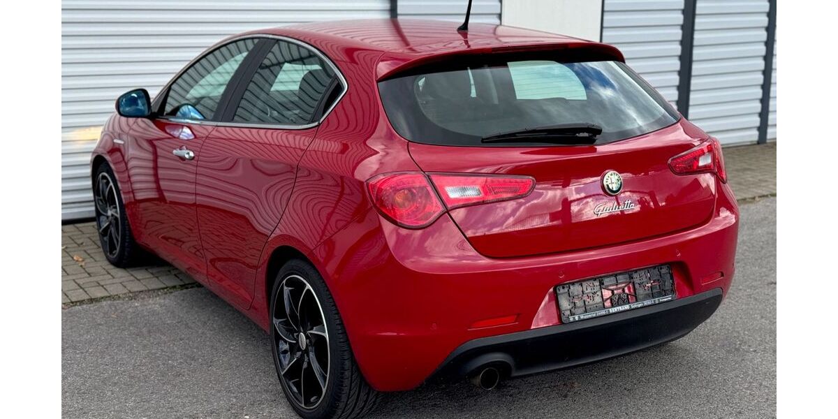 Alfa Romeo Giulietta 89.035 km 7.400 &euro; Solingen 42719