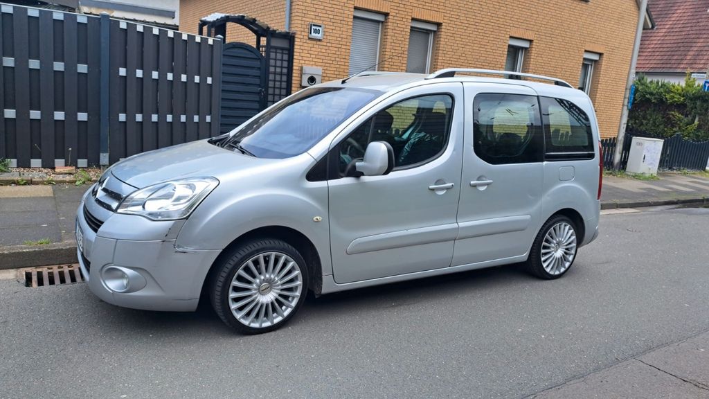 Citroen Berlingo 189.900 km 4.500 &euro; Löhne 32584