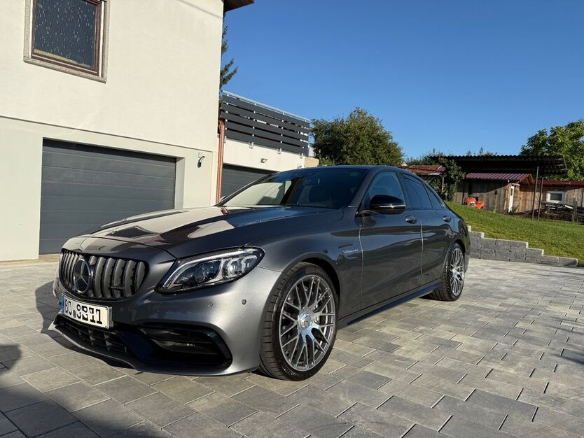 Mercedes-Benz C 63 AMG 9.920 km 65.000 € Schwendi 88477