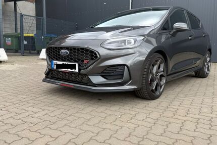 Ford Fiesta 50.000 km 21.200 &euro; Bad Schwartau 23611