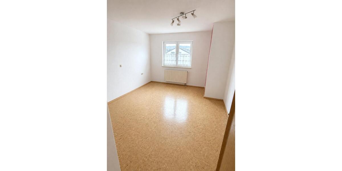 Doppelhaushälfte Bad Hersfeld - 6 Zimmer, 164 m&sup2;, 412.000&euro; | Angebot:26824448