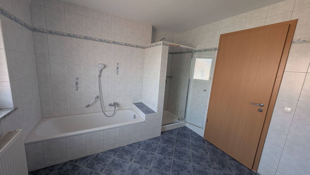 Provisionsfreie, sonnige 3 Zimmerwohnung mit großem Südbalkon und separaten Hobbyraum - Appartement Waidhofen | Angebot:27155332