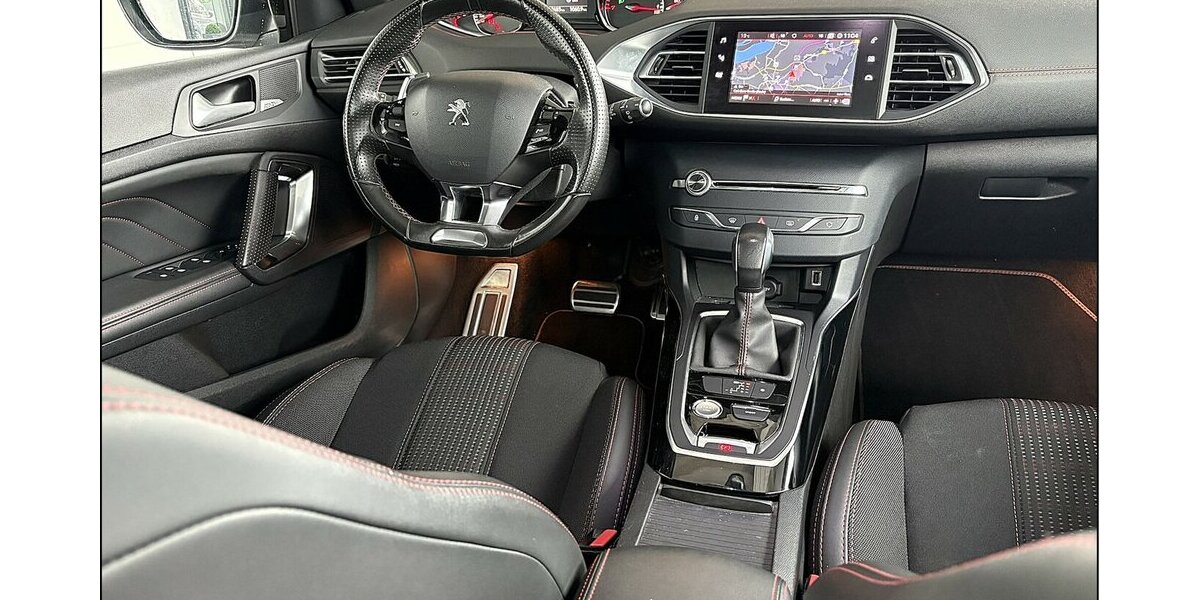 Peugeot 308 GT-Line Allure Sport Automatik Panorama LED 119.000 km 11.990 &euro; Stade 21682