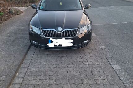 Skoda Superb 217.000 km 7.850 &euro; Olsberg 59939