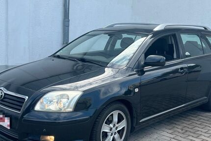 Toyota Avensis 149.000 km 3.999 &euro; BERLIN 13409