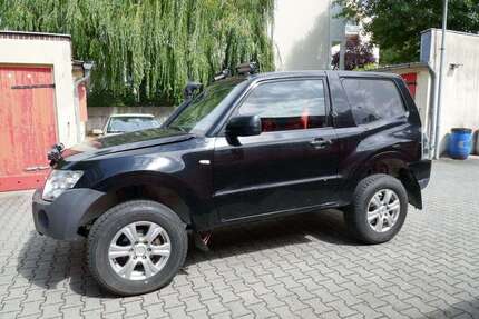 Mitsubishi Pajero 13.200 km 18.950 &euro; Berlin 12105