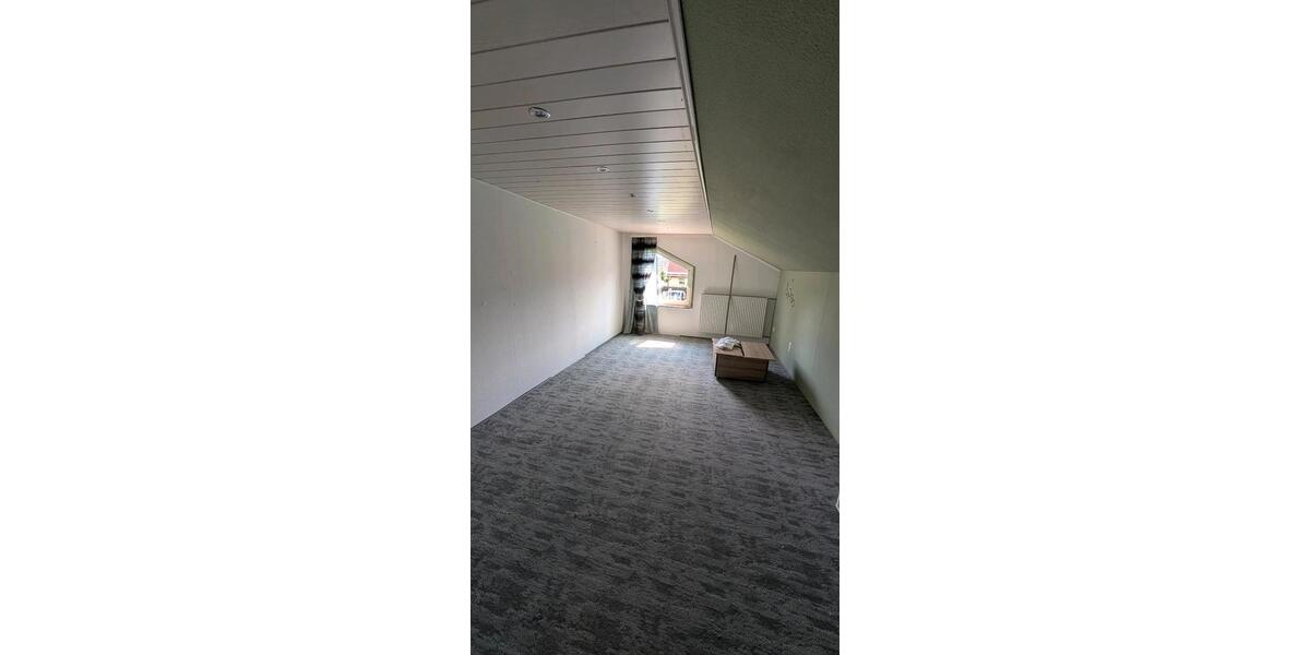 Bungalow Neustadt bei Coburg - 3 Zimmer, 140 m&sup2;, 220.000&euro; | Angebot:27115582