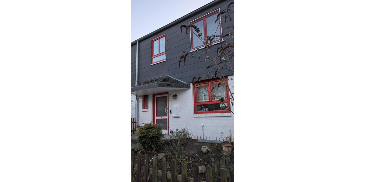 Reihenhaus Kiel Elmschenhagen - 4 Zimmer, 130 m&sup2;, 380.000&euro; | Angebot:25630334