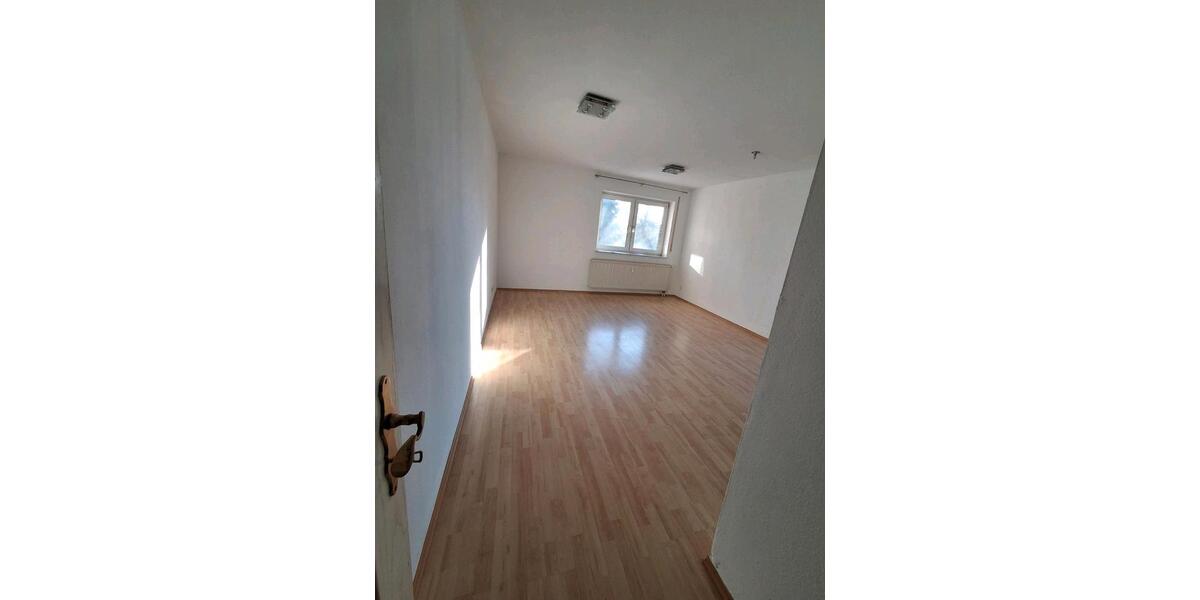 Etagenwohnung Schrobenhausen - 3 Zimmer, 74 m&sup2;, 295.000&euro; | Angebot:26120572