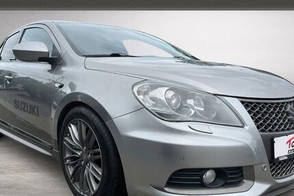Suzuki Kizashi 92.000 km 11.990 &euro; Dautphetal-Friedensdorf 35232