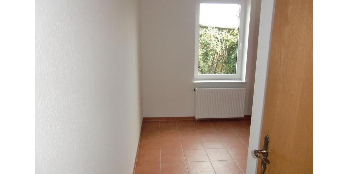 3 Raum Wohnung im Dorfkern von Schönow 3 zimmer